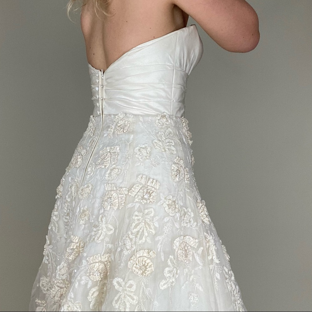 Watters Brides strapless wedding dress with train - Picture 13 of 16